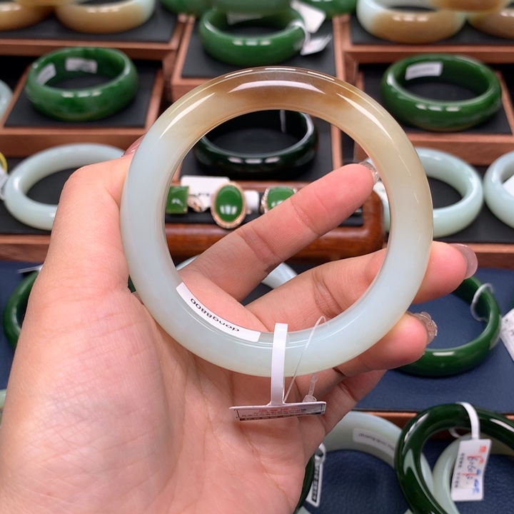 和田玉手镯5657圈口未镶嵌