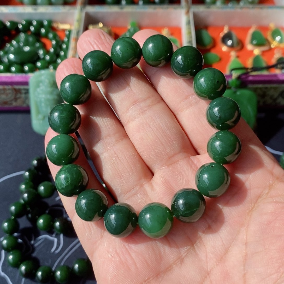 和田玉（碧玉）手串未镶嵌图*