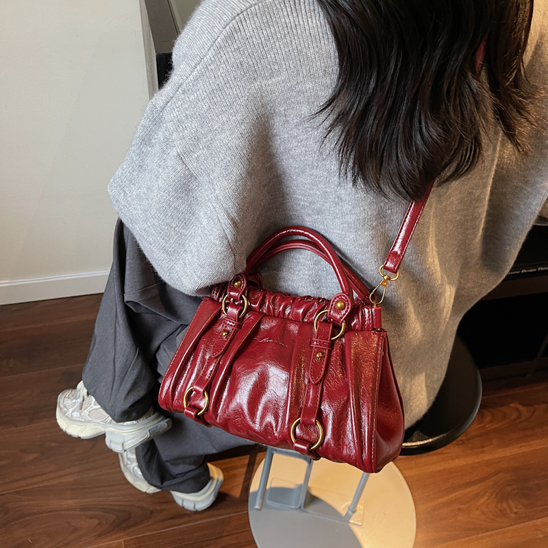 【高级感车缝线单肩手提包】小众质感包包女百搭通勤斜挎包韩式耐磨