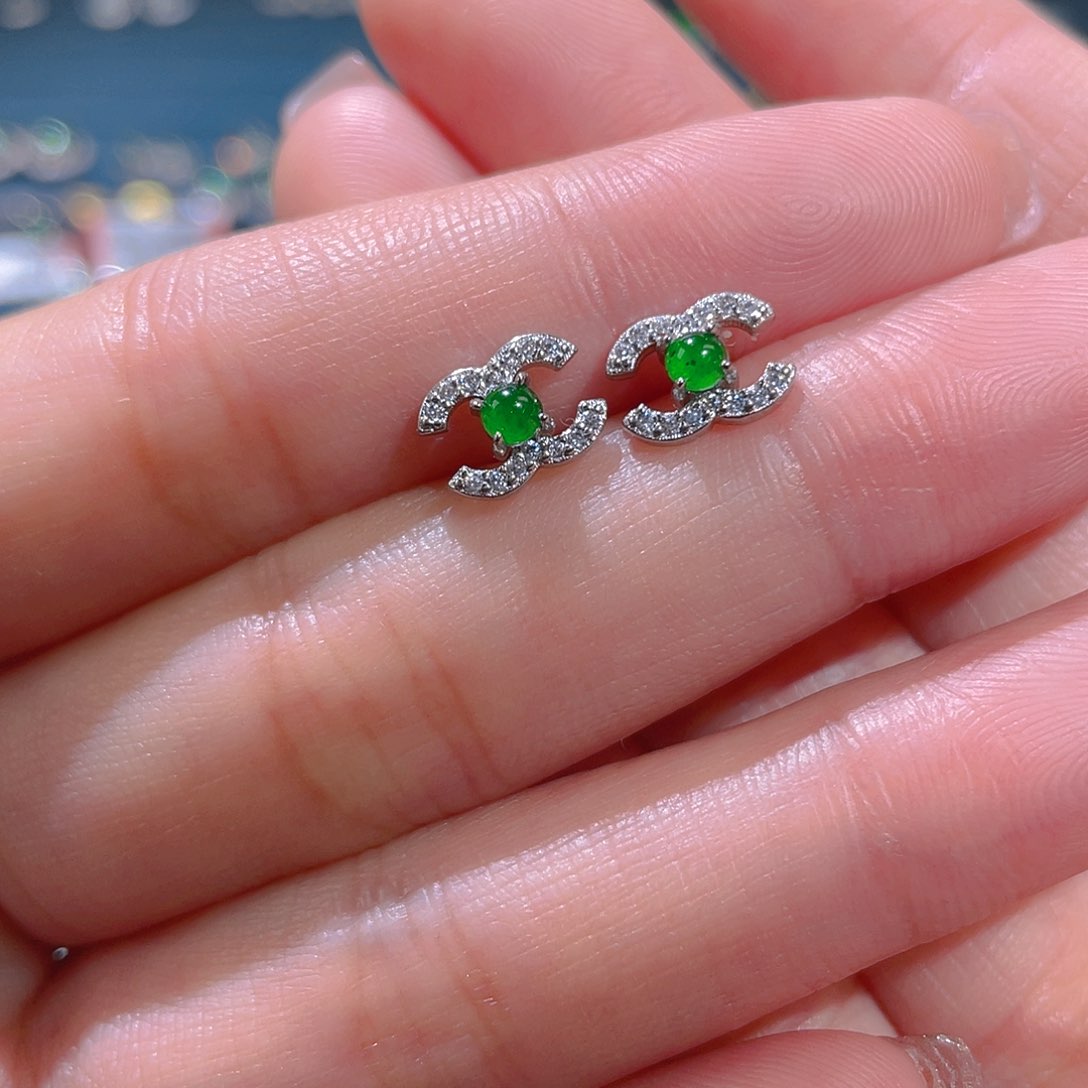 未镶嵌翡翠耳饰耳钉