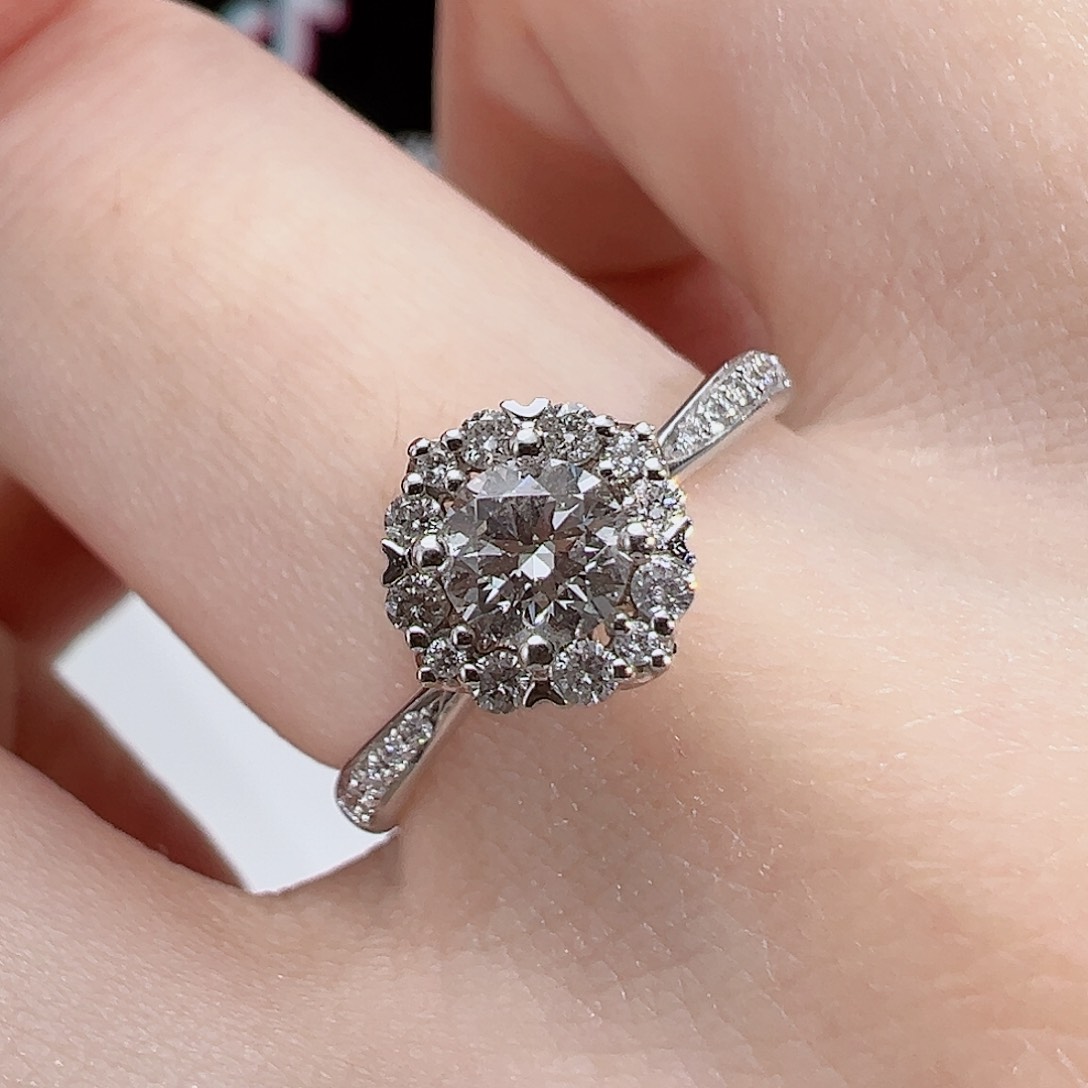 天然钻石戒指/指环18K金镶嵌DS24110190