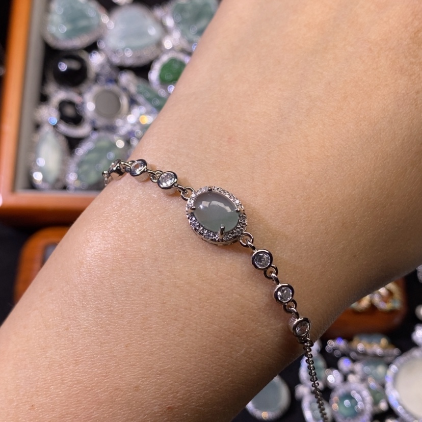 【闪购商品】翡翠颈饰未镶嵌天然