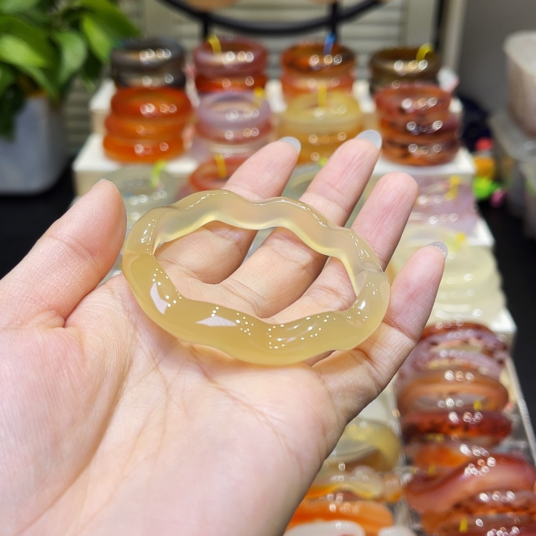 玛瑙/玉髓未镶嵌手镯
