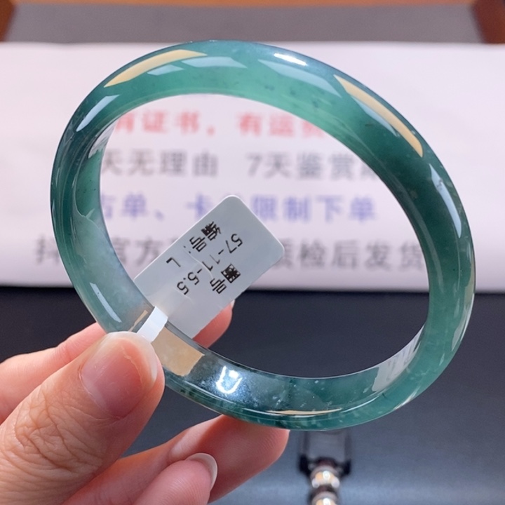 翡翠未镶嵌手镯翡翠手镯119