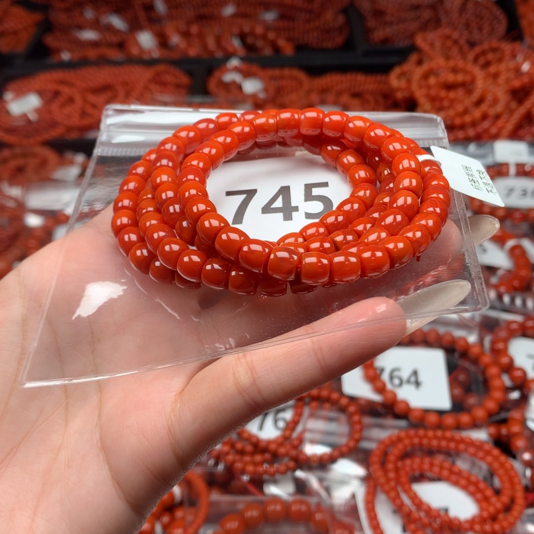 南红玛瑙手串未镶嵌7mm