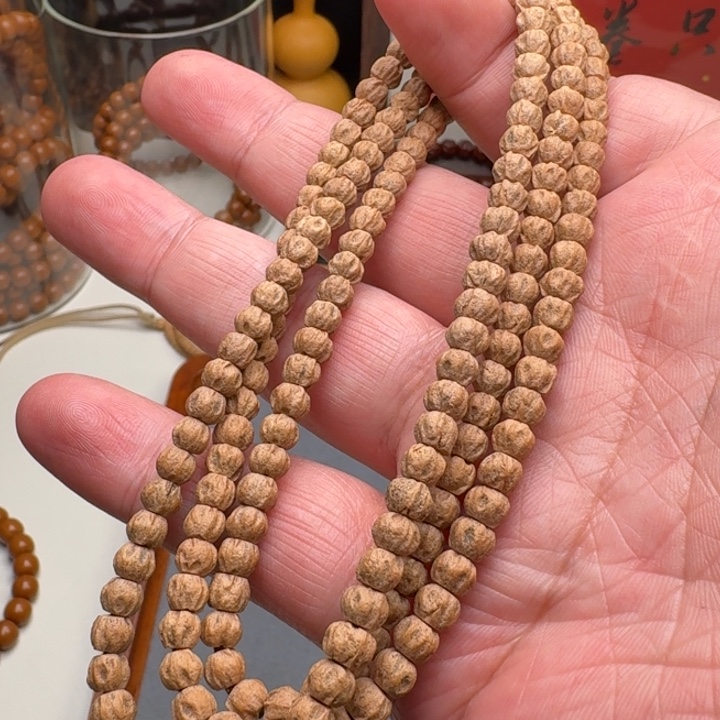 时***轴吊坠柏香籽/百香籽莲花鬼脸