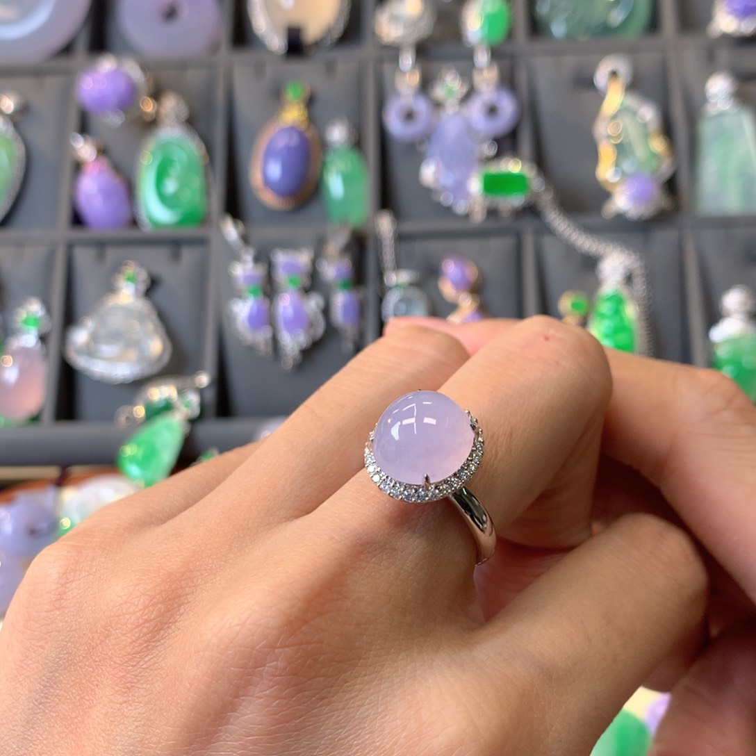 翡翠戒指18K金镶嵌戒指