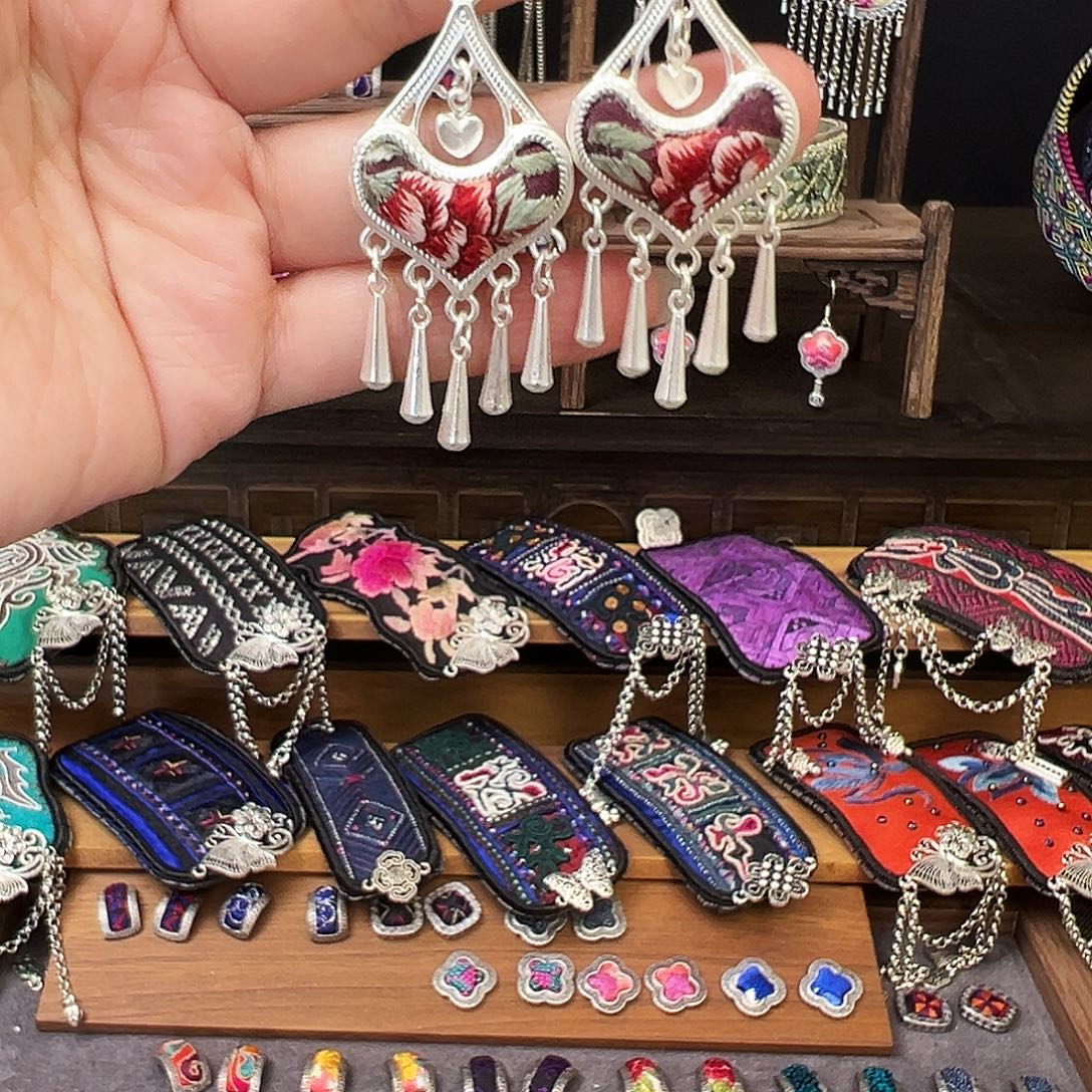 织绣手工刺绣工艺品