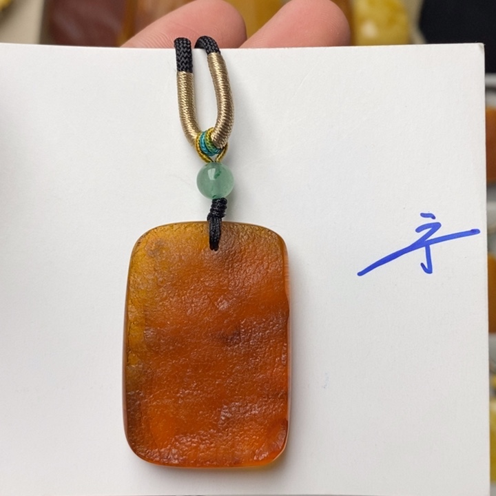 琥珀颈饰未镶嵌琥珀蜜蜡