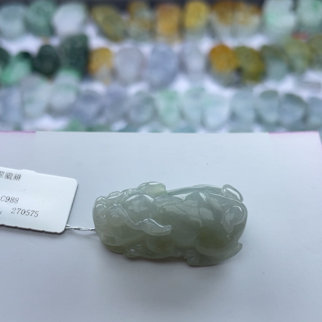 翡翠颈饰未镶嵌貔貅