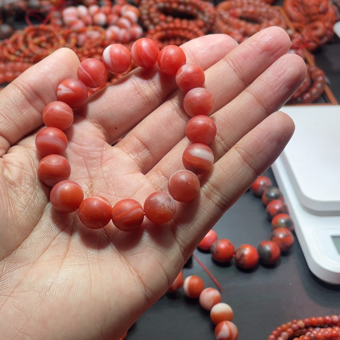 南红玛瑙手链未镶嵌