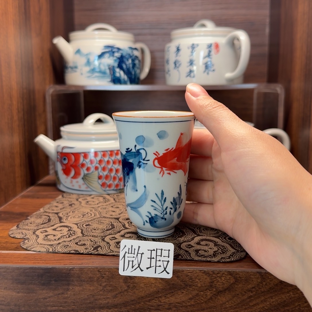 釉下手绘茶具微瑕