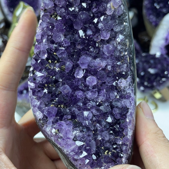 水晶大型摆件（非配饰）未镶嵌