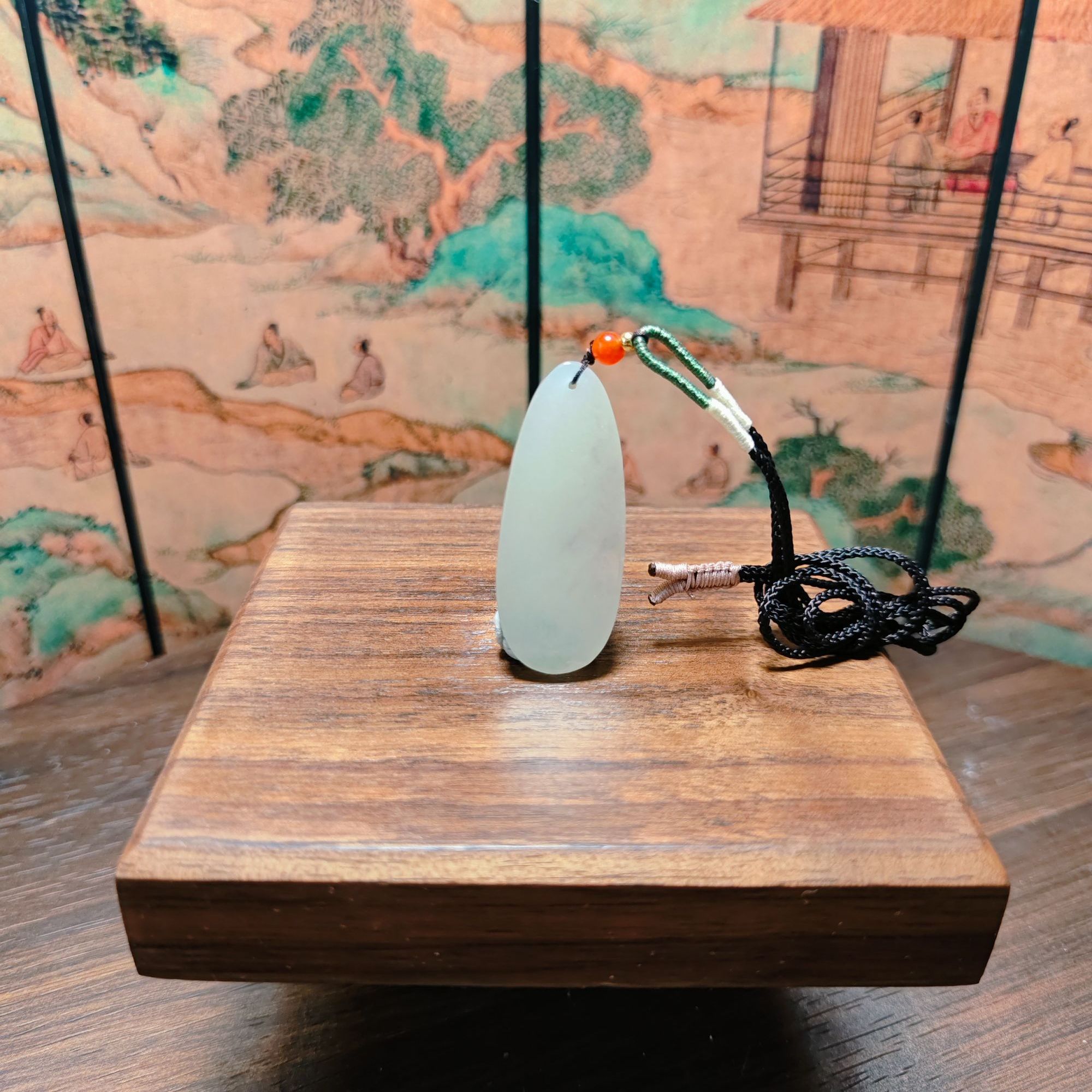 Q和田玉水滴无事牌吊坠1412