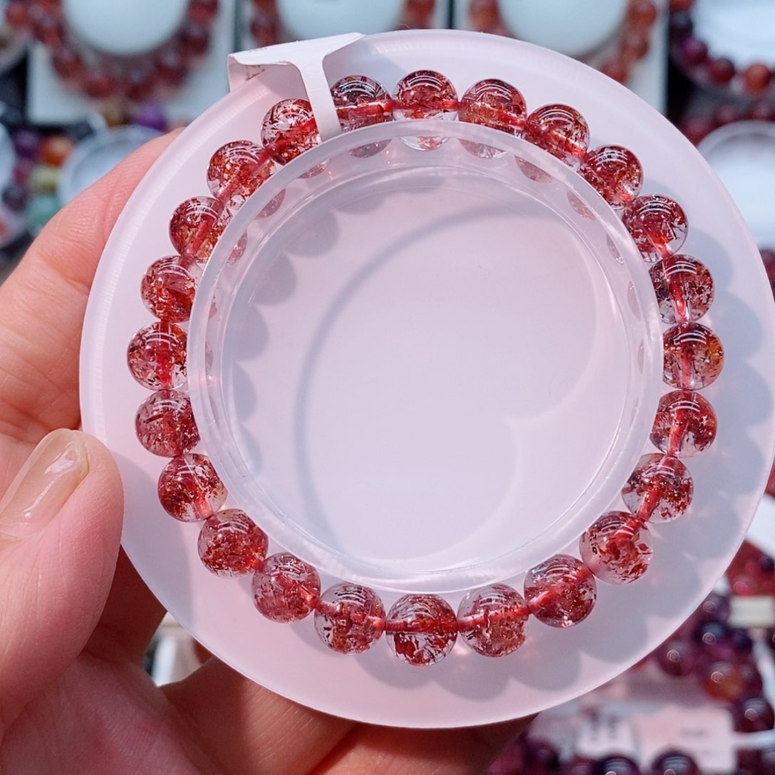 刘***.水晶手链未镶嵌金草莓