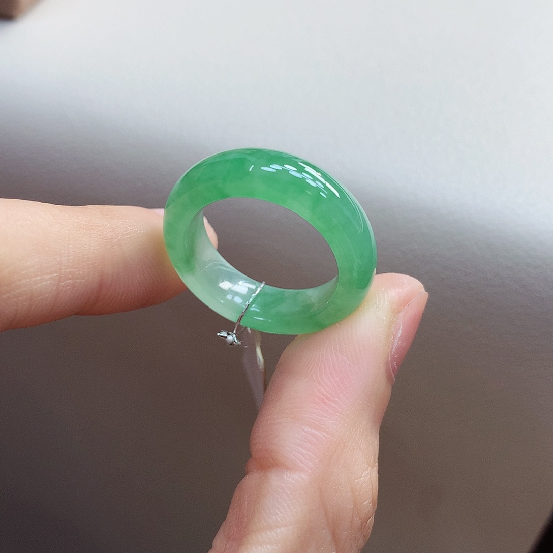 翡翠戒指未镶嵌14-15号