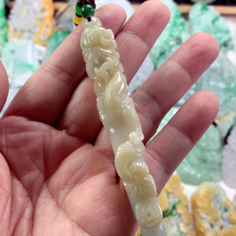 【闪购商品】翡翠吊坠(不含链)未镶嵌