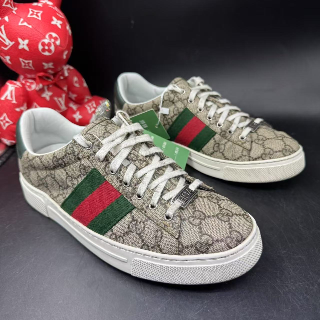 95新 GUCCI/古驰 【AO特惠】40.5欧码 男士双G满印ace休闲板鞋77-80