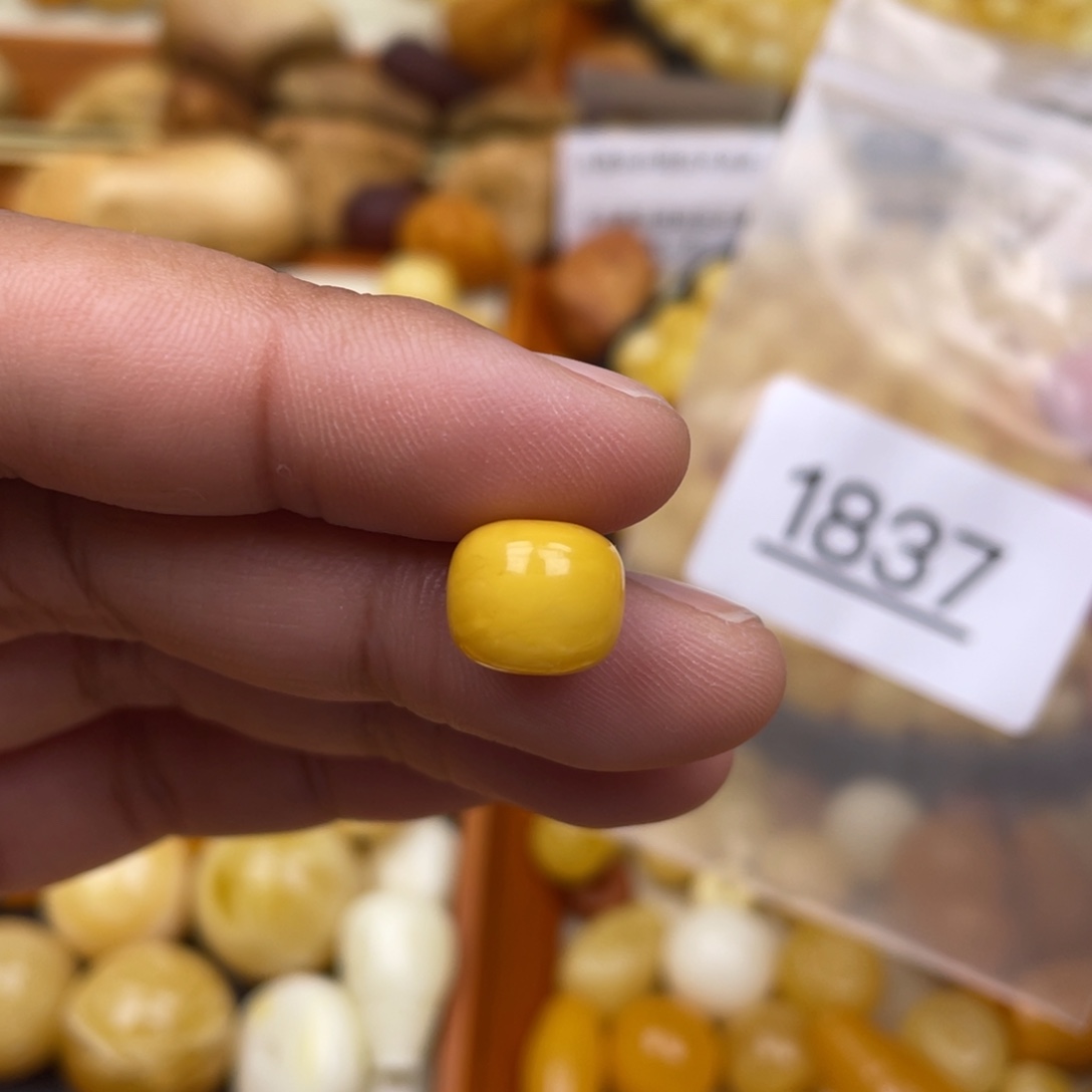 琥珀珠宝奇石未镶嵌11