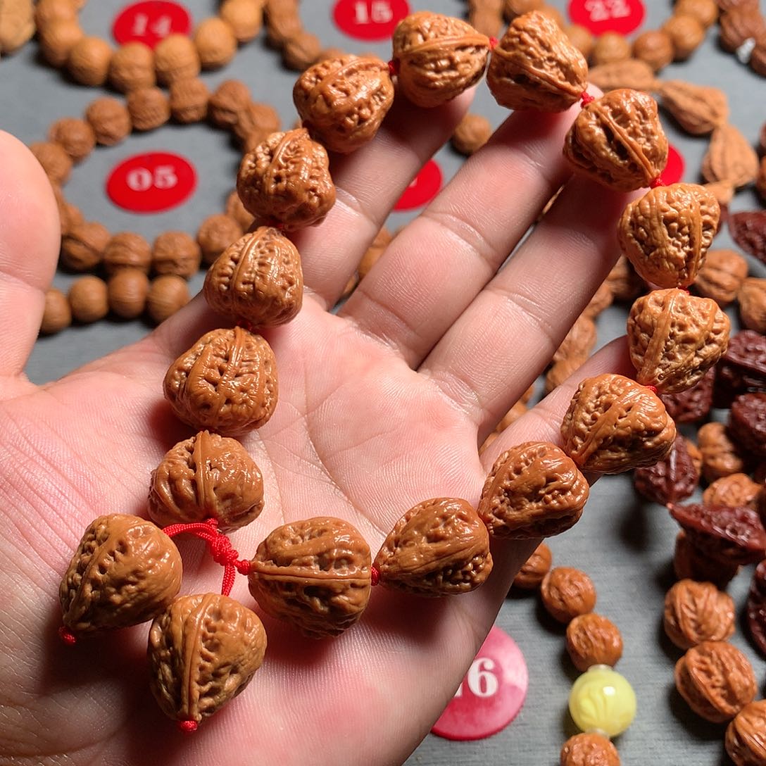 【闪购商品】文玩核桃手串塔尖异形手持