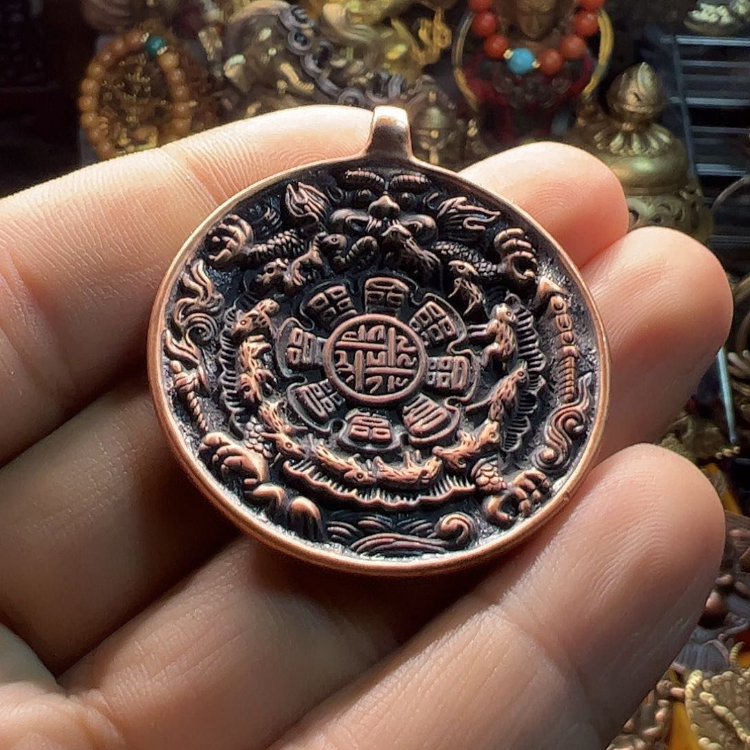 合金类啊哈哈真的好喜欢这个风格