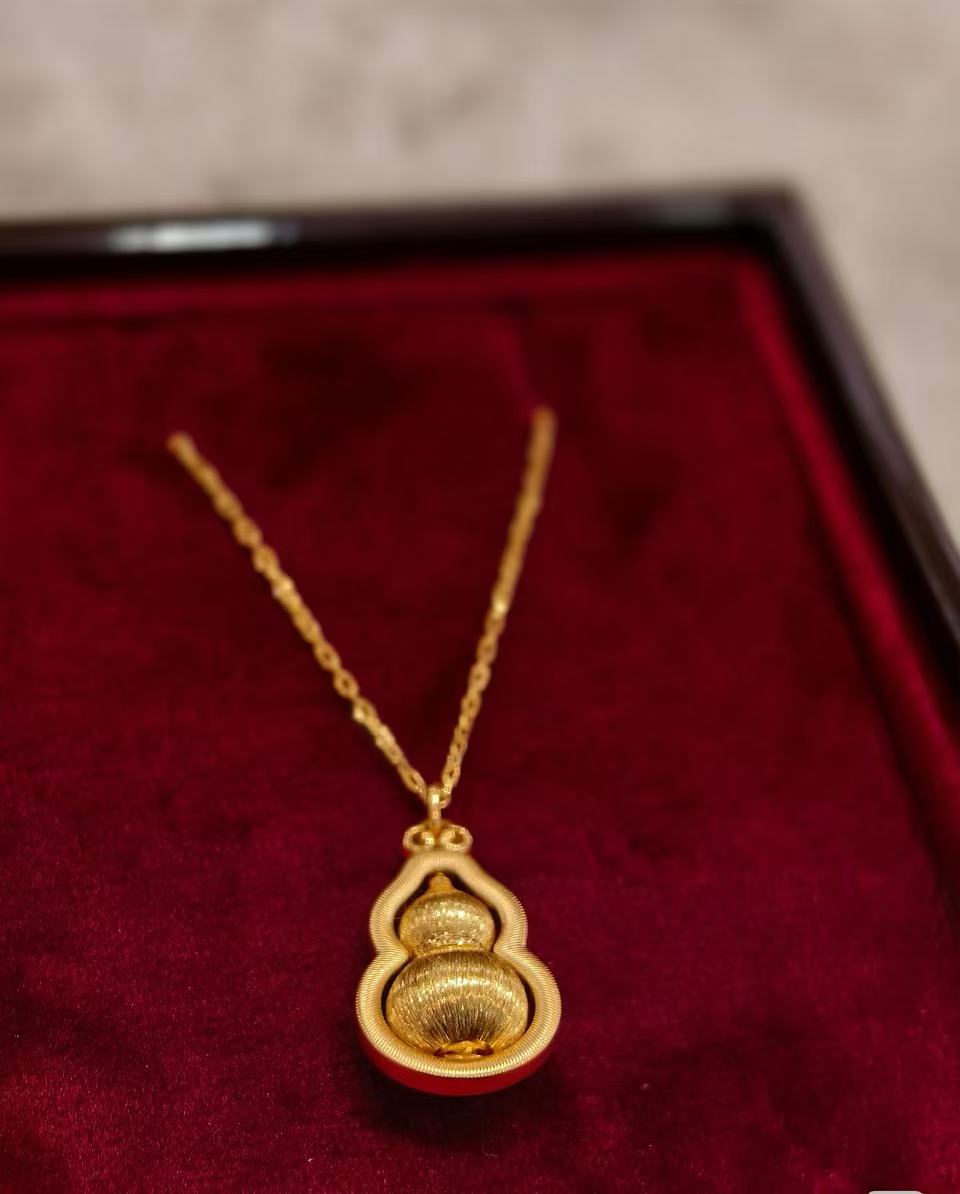 时尚轻奢拉丝足金葫芦吊坠