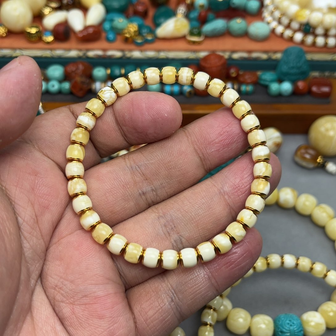 未镶嵌琥珀珠宝奇石34