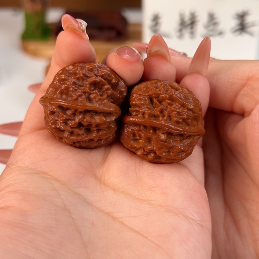 文玩核桃把件野狼