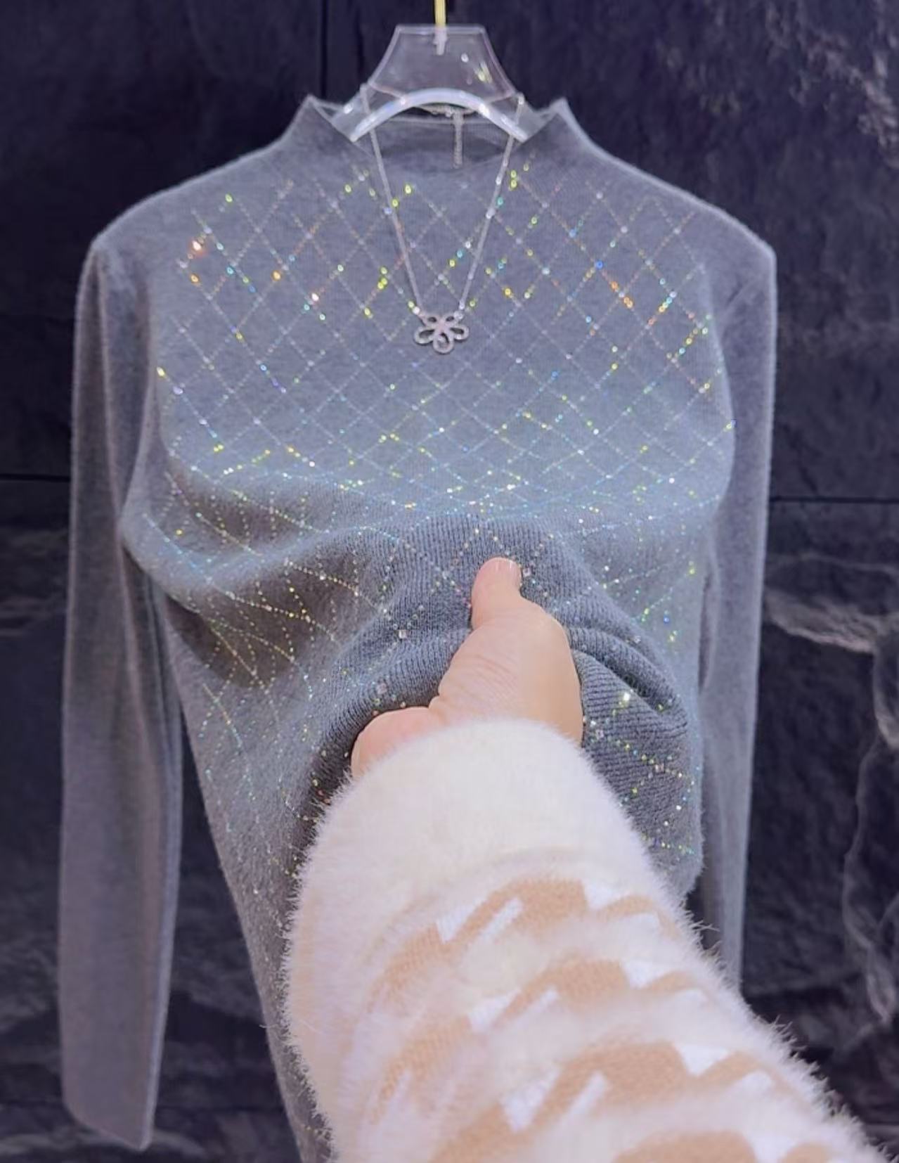 高奢烫钻羊毛衫小中领打底衫【星罗棋布】女款爆款2025新款