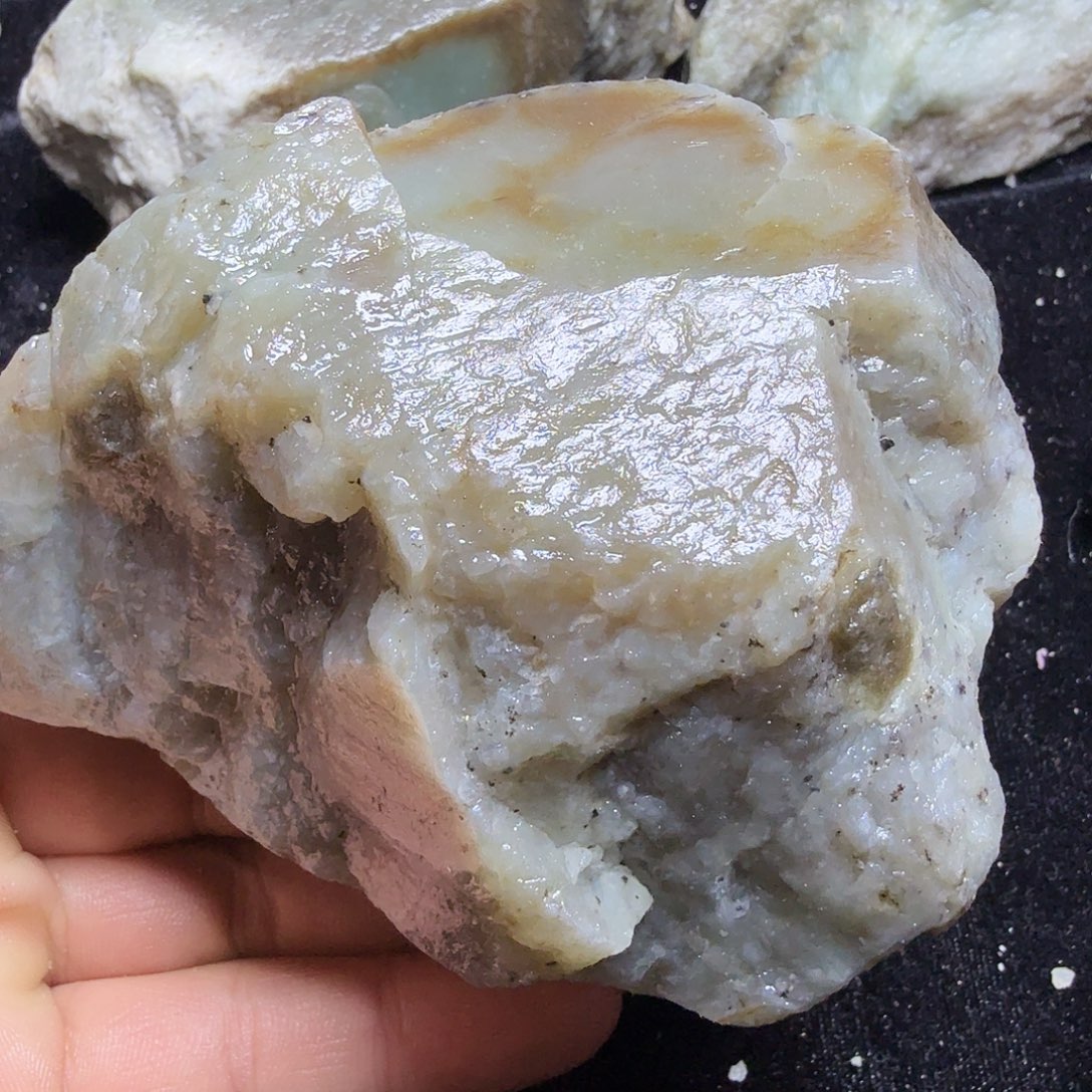 和田玉（糖玉）未镶嵌珠宝半成品