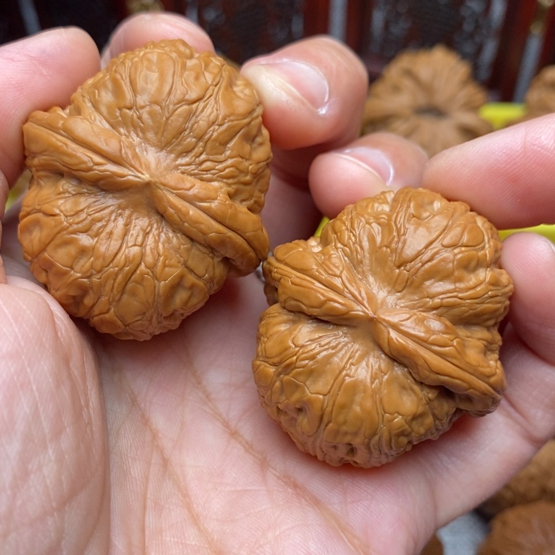 文玩核桃把件全品毕业粗棱元宝40尺