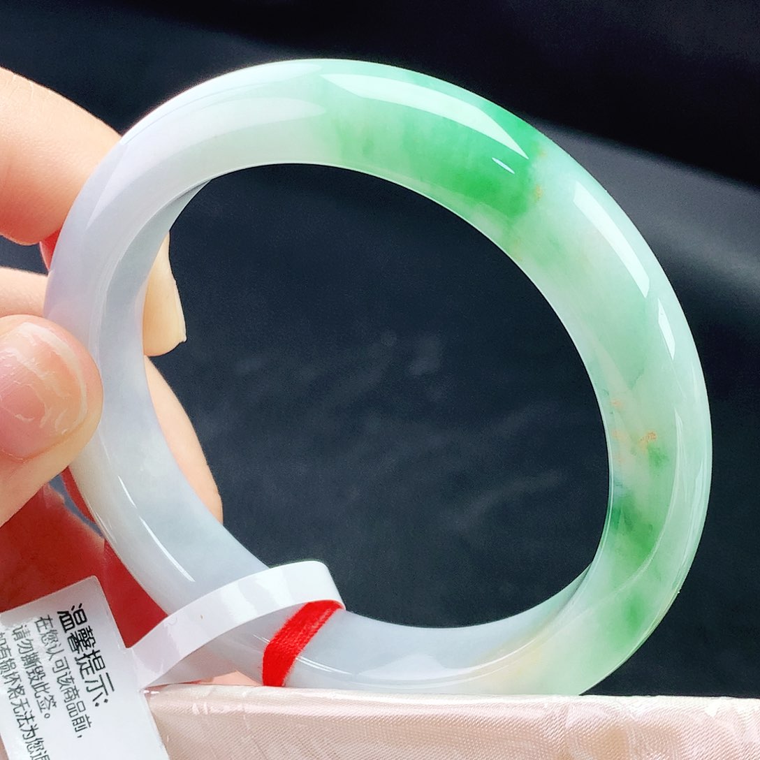 未镶嵌手镯翡翠57圈