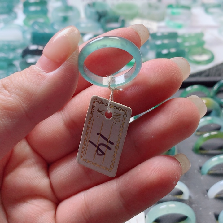 翡翠戒指未镶嵌戒指