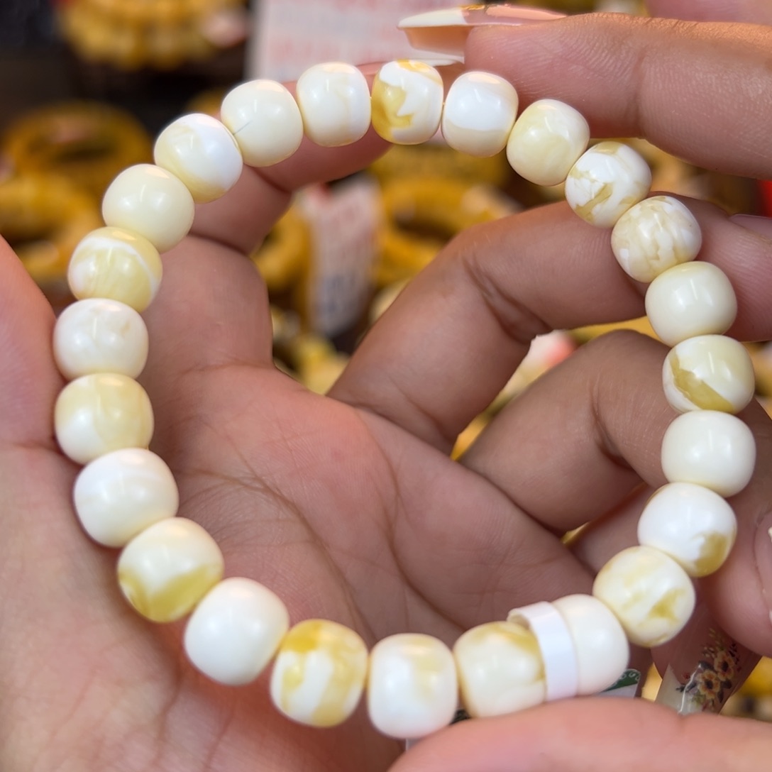 琥珀裸石未镶嵌kkknnnbbbbbn