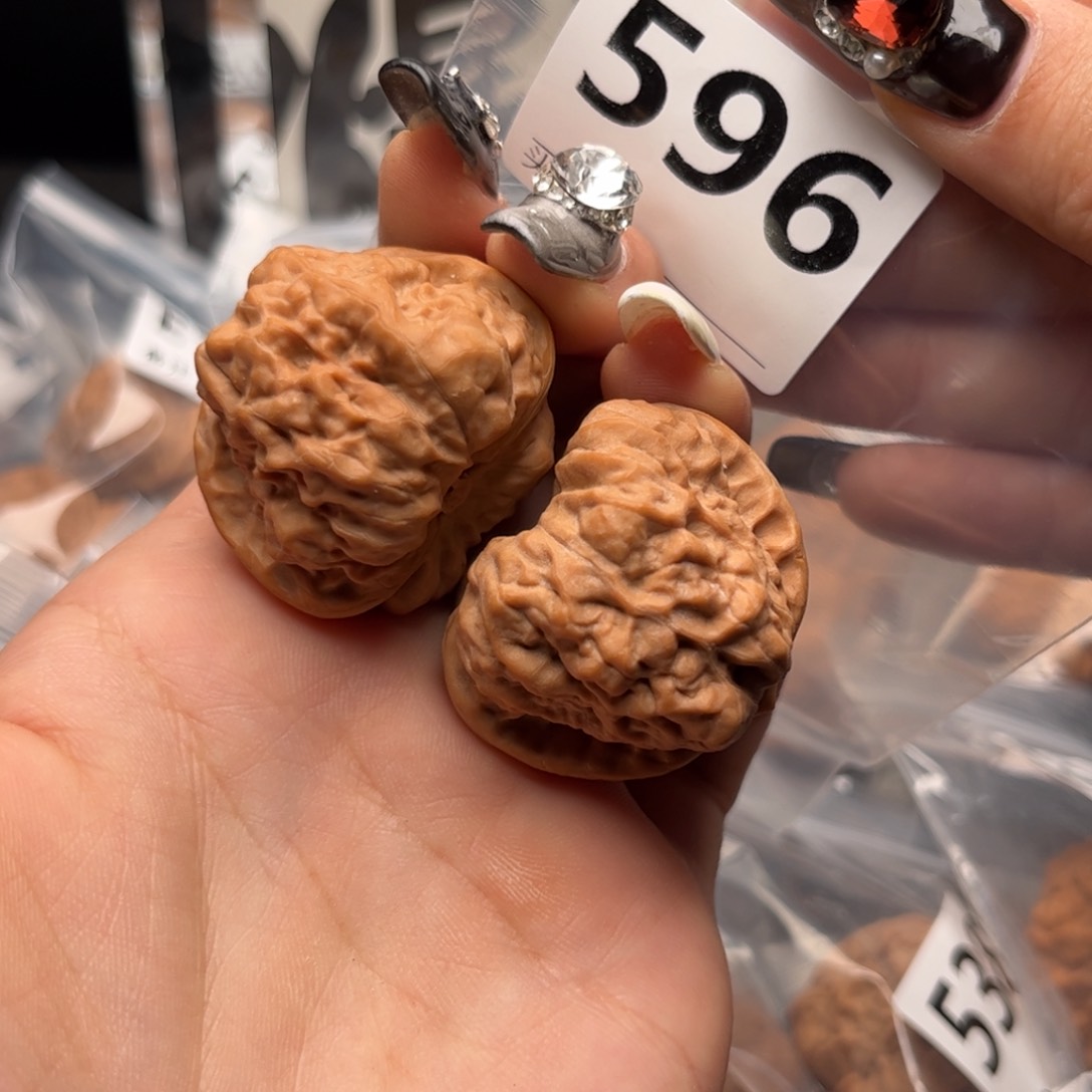 文玩核桃把件蛤蟆37