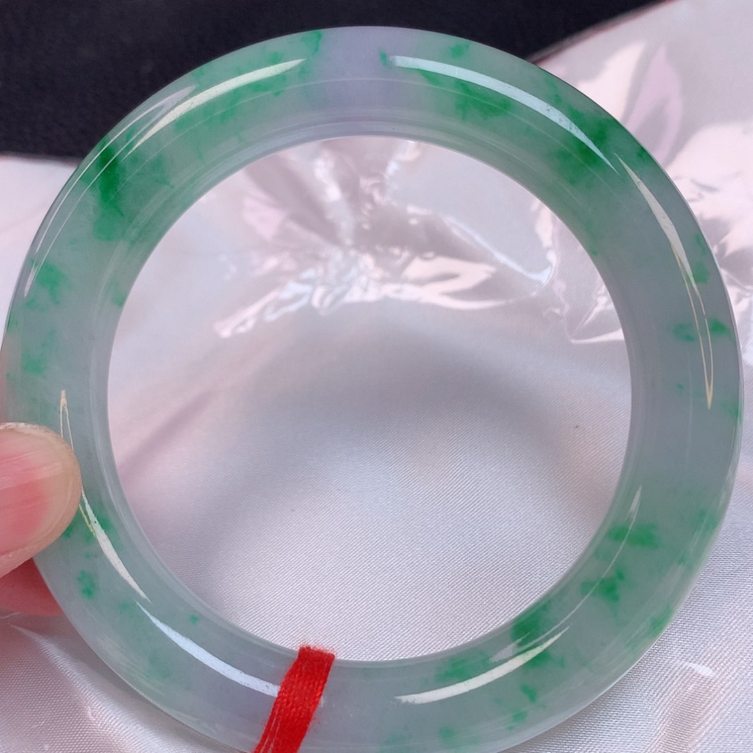 翡翠手镯未镶嵌58+ 翡翠手镯