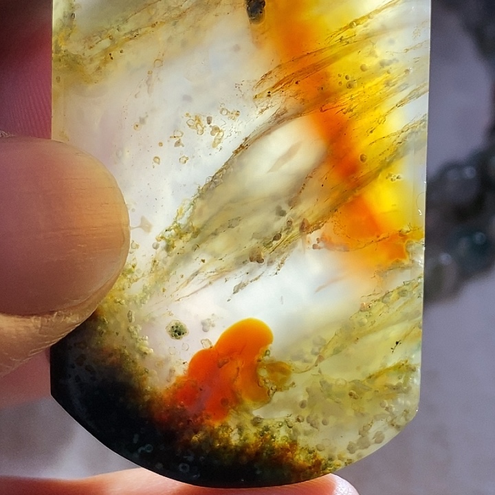 梦***生玛瑙/玉髓未镶嵌颈饰