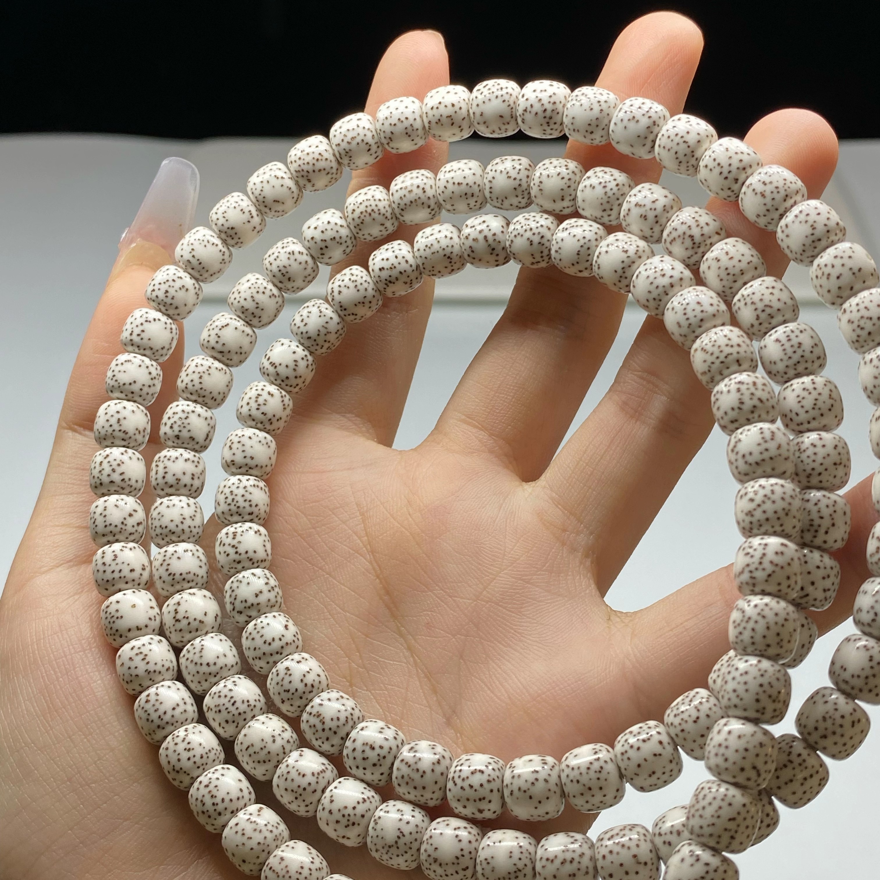 海南同枝原生态顺白8x7正月小留白满天小细星长串108（一物一图）