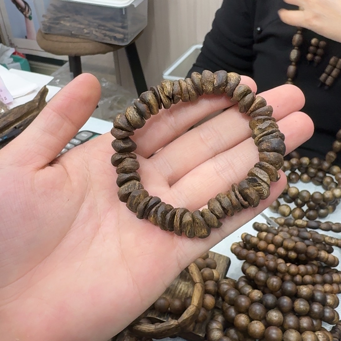 沉香碎屑沉香白棋母树壳仔单圈 16 克多样性多样性发一