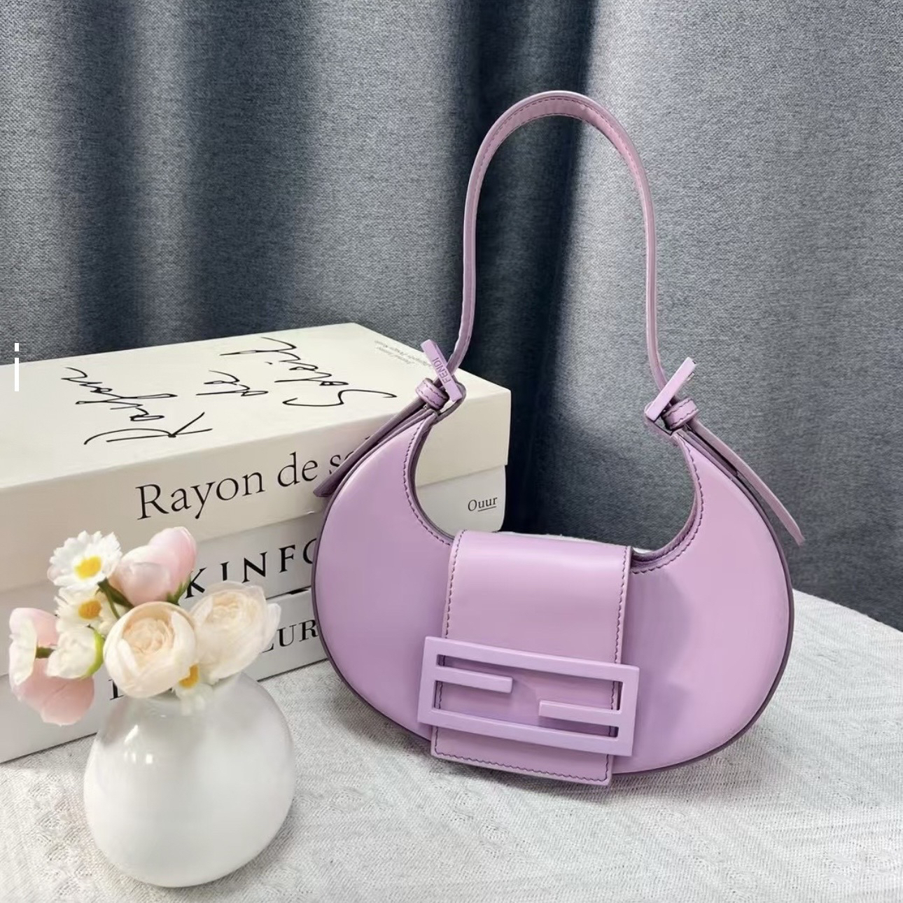 95新 FENDI/芬迪 阿白奢品/芬迪 紫色半月腋下包