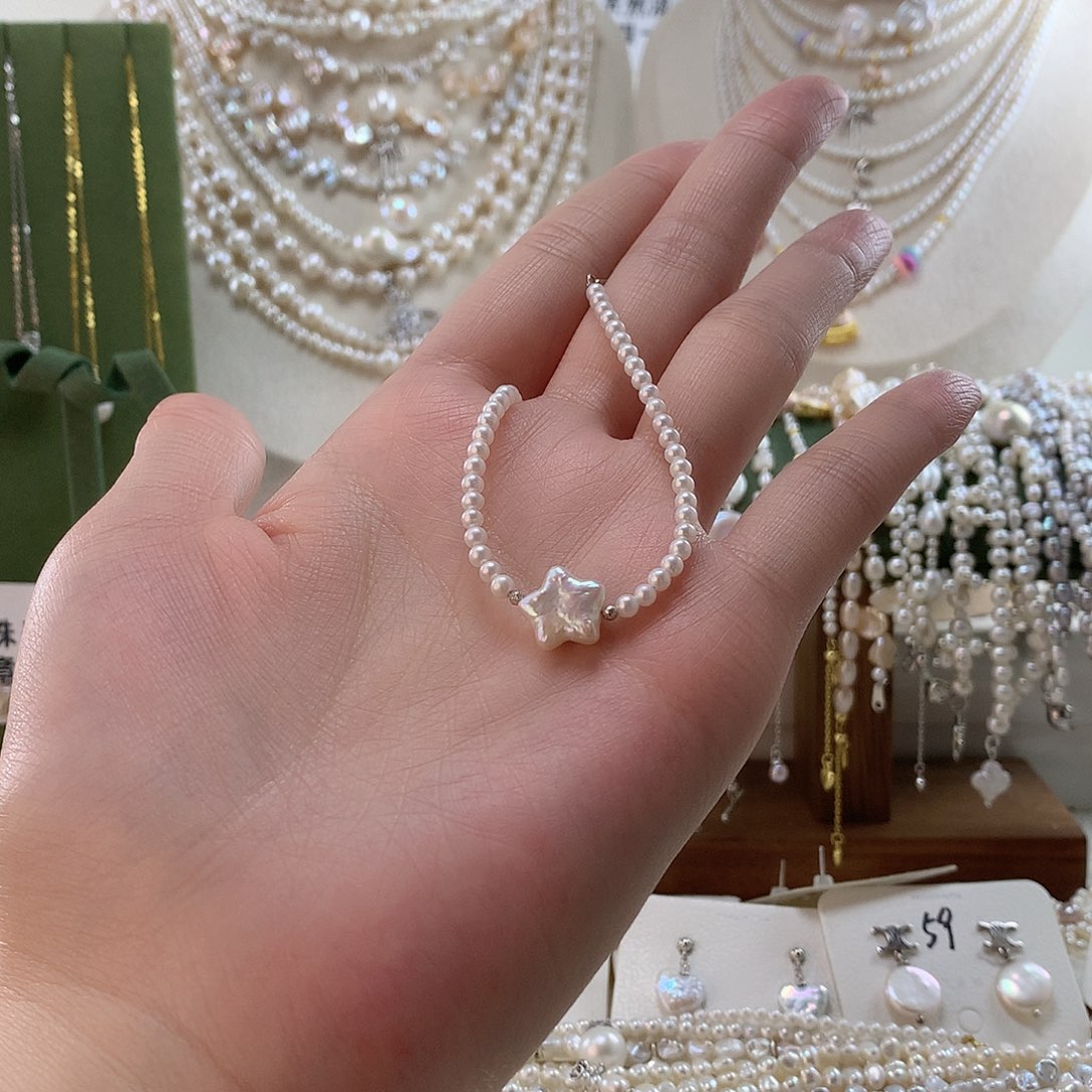 是****淡水珍珠银S925镶嵌颈饰