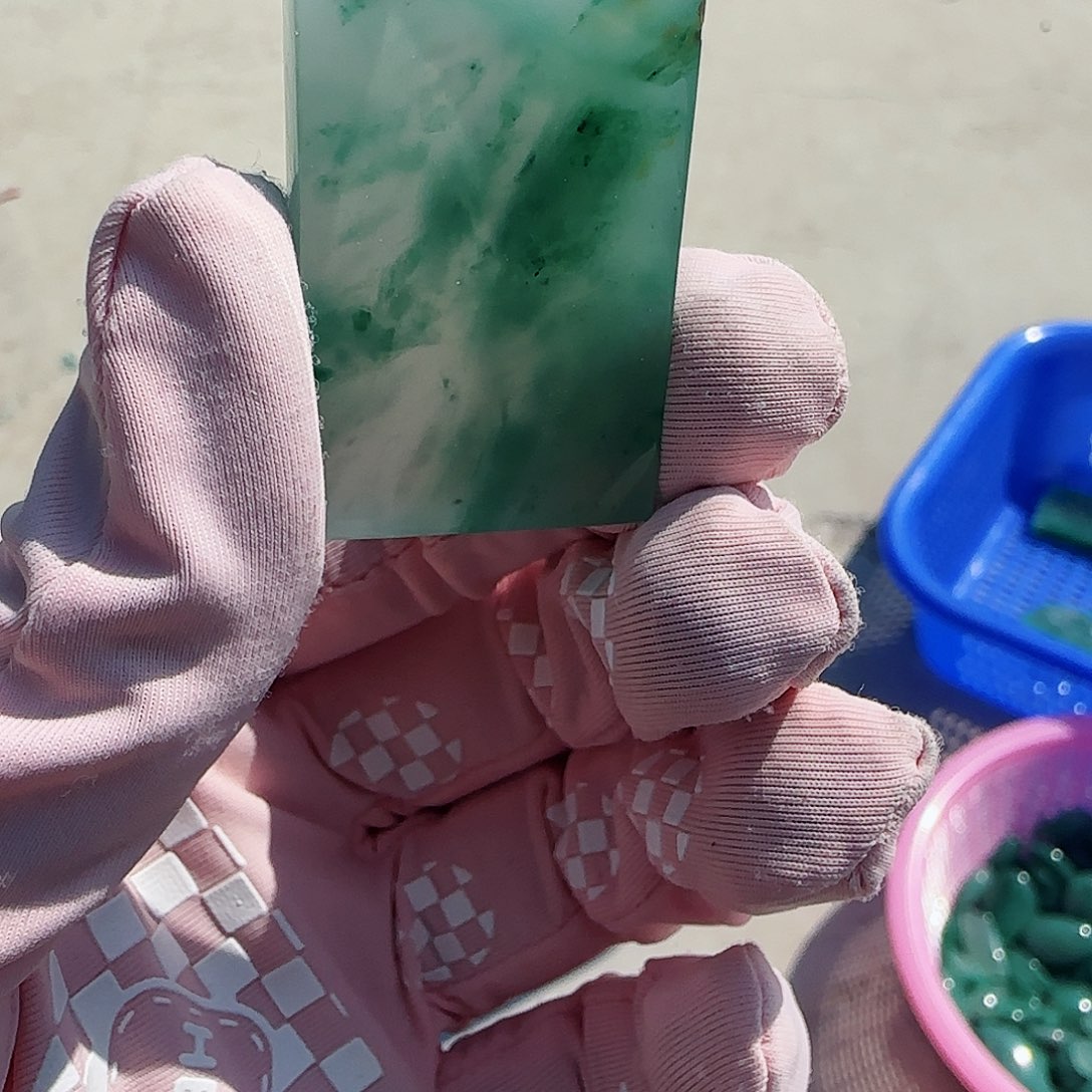 石英质玉颈饰未镶嵌