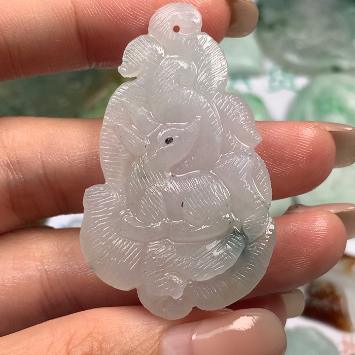 定制翡翠未镶嵌翡翠