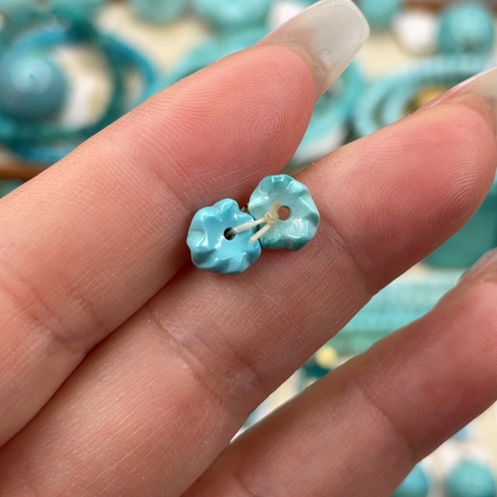 绿松石未镶嵌挂件