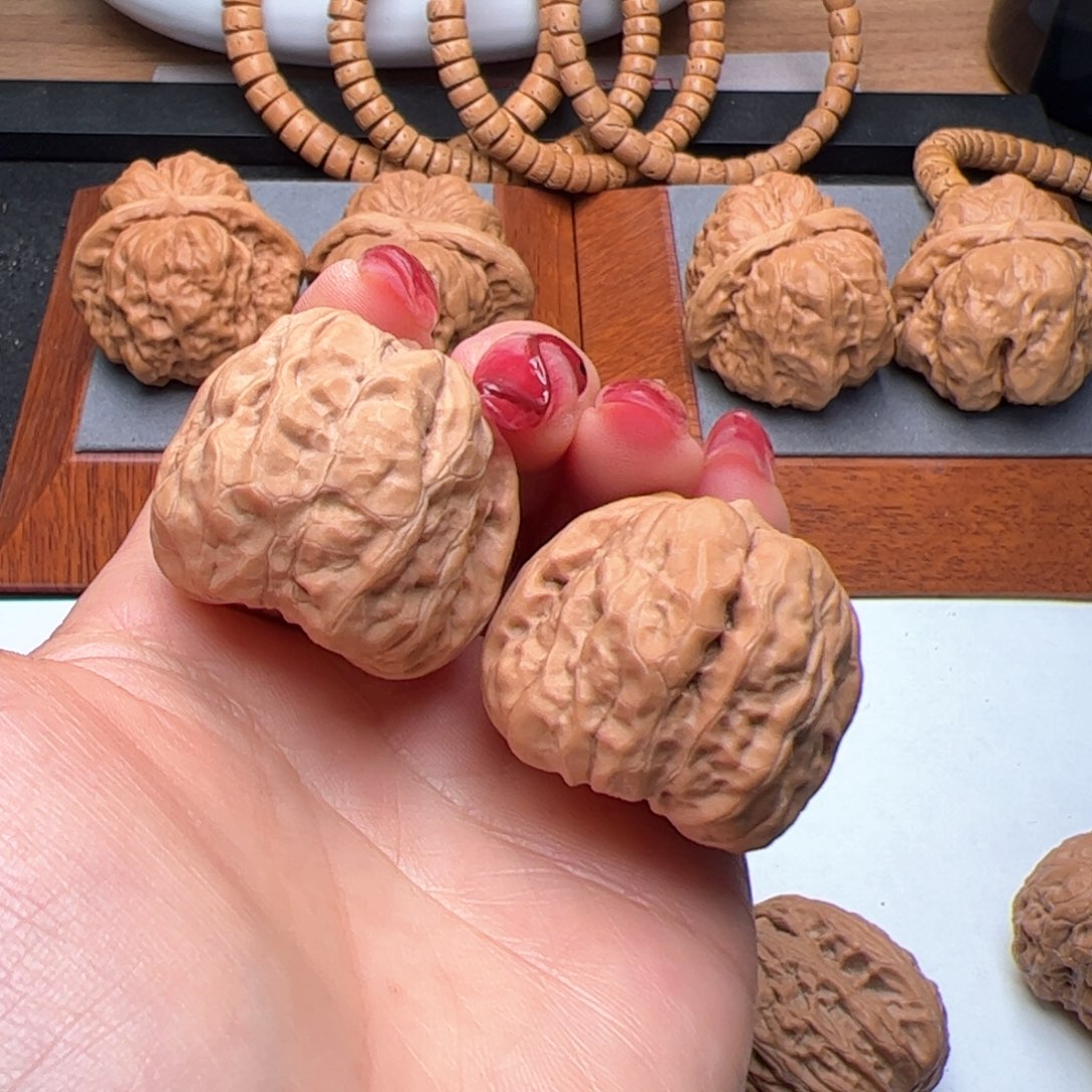 文玩核桃把件蛤蟆头34全品