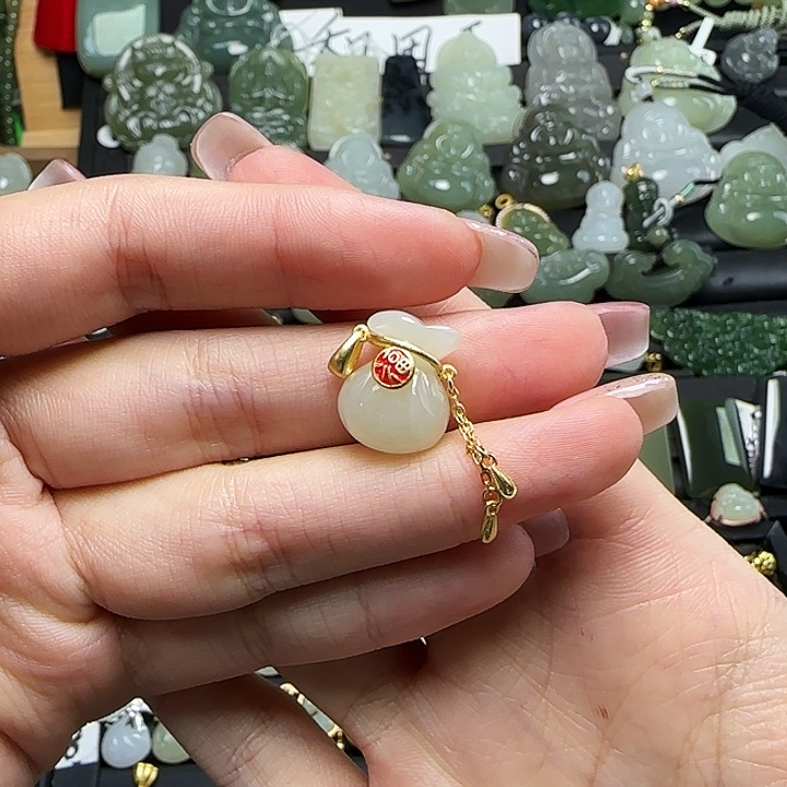 颈饰银S925镶嵌和田玉