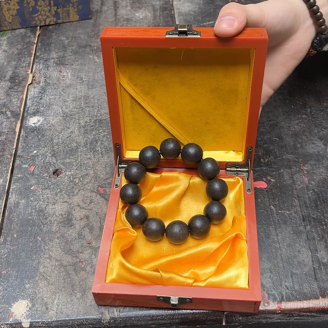 大叶紫檀（黑酸枝木类）