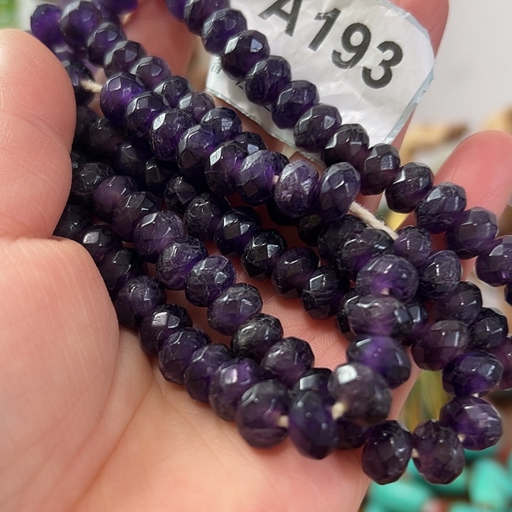 鸿***头玛瑙/玉髓未镶嵌颈饰