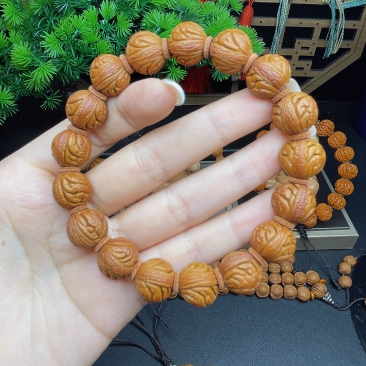桃核吊坠龙纹桃核