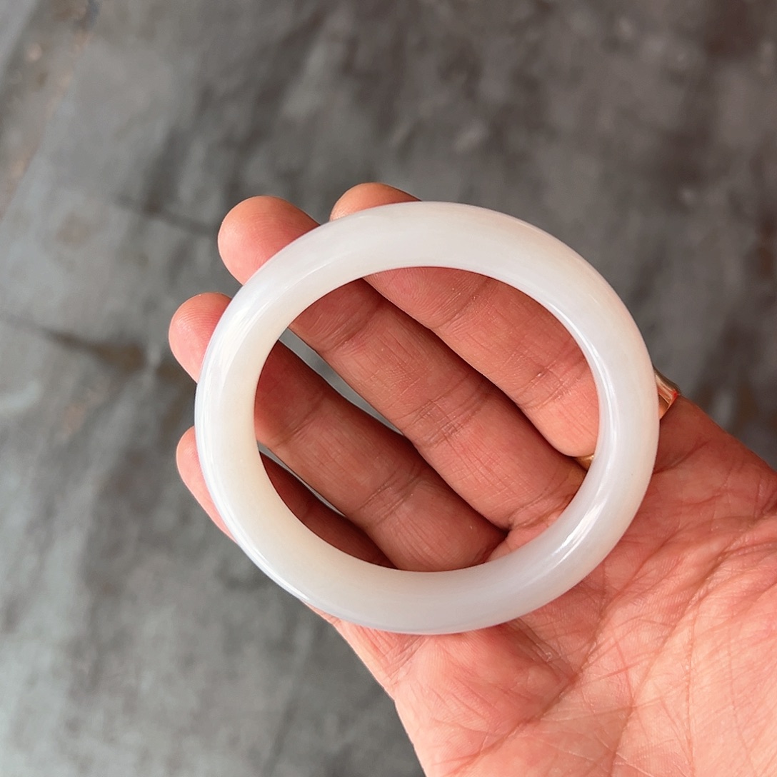 和田玉（白玉）手镯未镶嵌老坑种和田玉白玉手镯精品高货